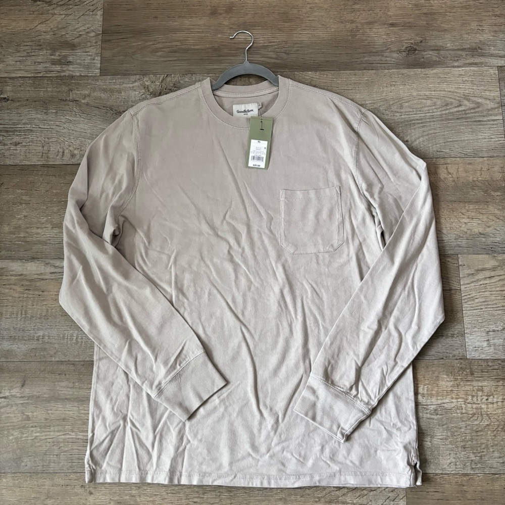 NEW - Goodfellow & Co Men’s Cotton Long sleeve w/pocket beige size XL